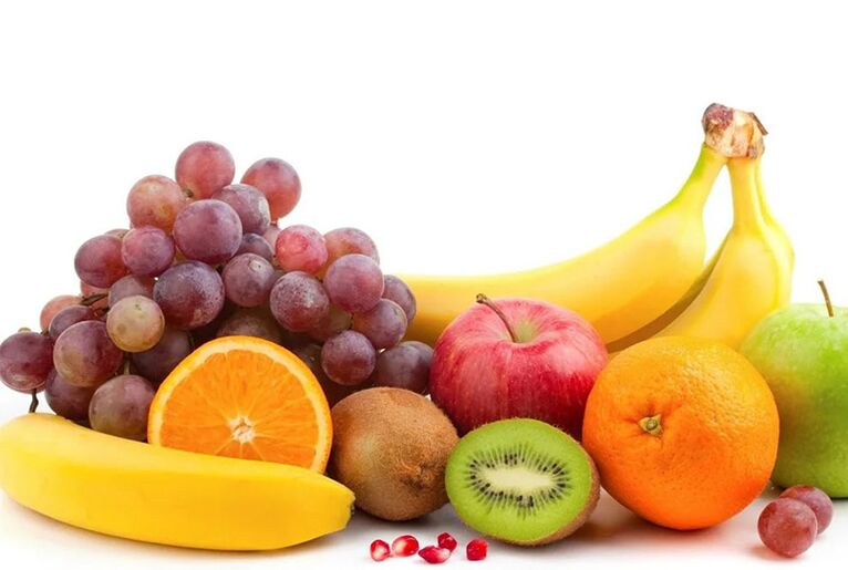 Frutta fresca che costituisce la base della dieta durante le riacutizzazioni della gotta