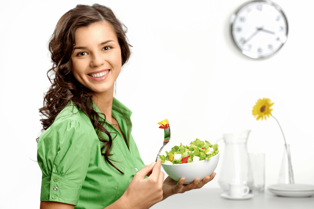 mangiare insalata di verdure con una dieta del gruppo sanguigno
