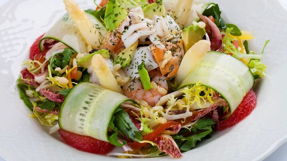 Quando si segue la fase di Alternanza della dieta Dukan, si consiglia di mangiare insalata di mare